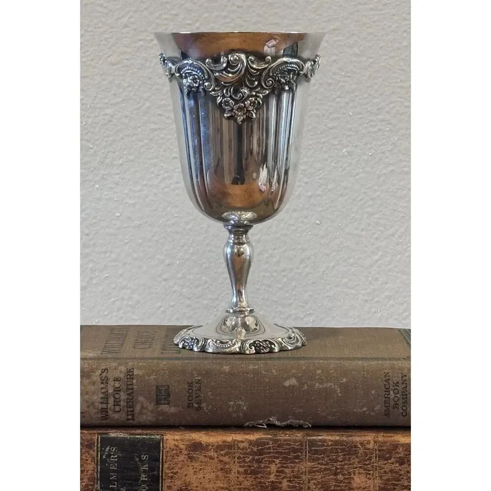 Wallace Baroque Silverplate Water Goblet #237 Gold Wash Interior 6.25”